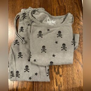 Chaser sweatshirt & sweatpants